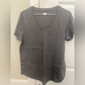 Old navy gray heather v neck tshirt